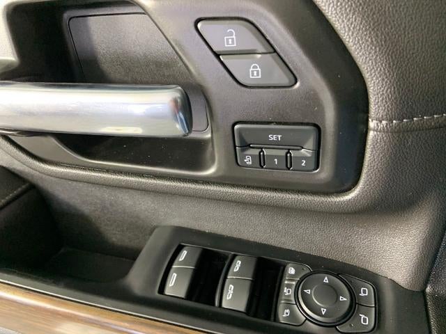 2022 Chevrolet Silverado 3500 HD Crew Cab Standard Box 4-Wheel Drive High Country