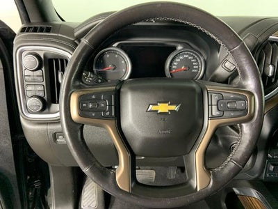 2022 Chevrolet Silverado 3500 HD Crew Cab Standard Box 4-Wheel Drive High Country