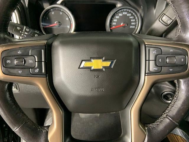 2022 Chevrolet Silverado 3500 HD Crew Cab Standard Box 4-Wheel Drive High Country