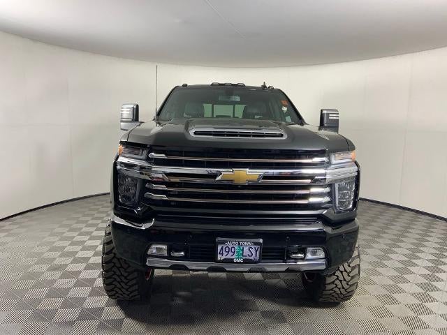 2022 Chevrolet Silverado 3500 HD Crew Cab Standard Box 4-Wheel Drive High Country