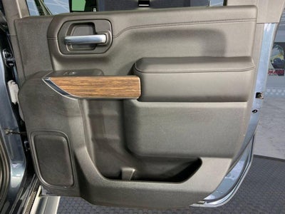 2020 Chevrolet Silverado 3500 HD Crew Cab Long Box 4-Wheel Drive High Country
