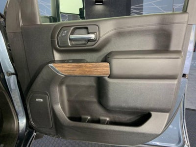 2020 Chevrolet Silverado 3500 HD Crew Cab Long Box 4-Wheel Drive High Country
