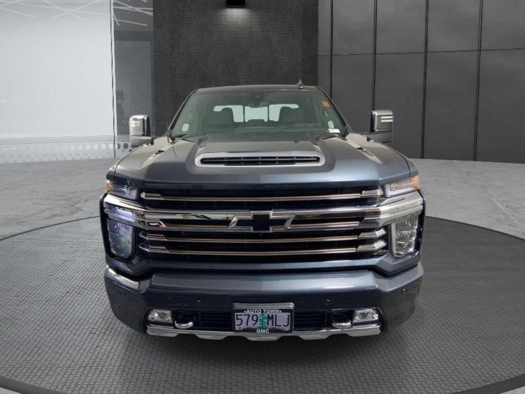 2020 Chevrolet Silverado 3500 HD Crew Cab Long Box 4-Wheel Drive High Country