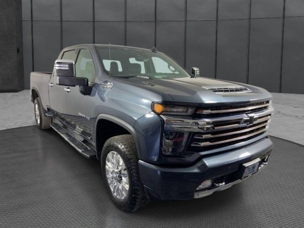 2020 Chevrolet Silverado 3500 HD Crew Cab Long Box 4-Wheel Drive High Country