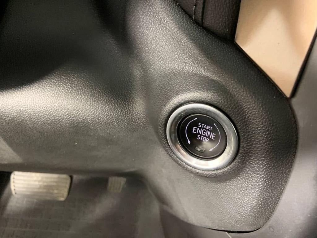 2020 Chevrolet Silverado 3500 HD Crew Cab Long Box 4-Wheel Drive High Country