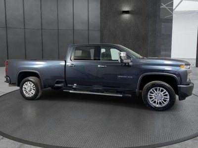 2020 Chevrolet Silverado 3500 HD Crew Cab Long Box 4-Wheel Drive High Country