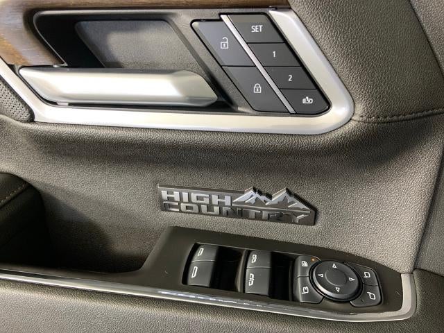 2025 Chevrolet Silverado 1500 Crew Cab Short Box 4-Wheel Drive High Country