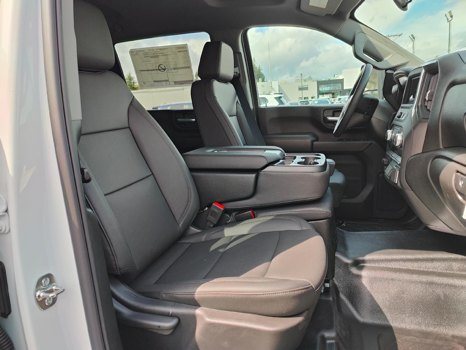 2025 GMC Sierra 3500 HD Chassis Cab 4WD Crew Cab 177" WB, 60" CA Pro