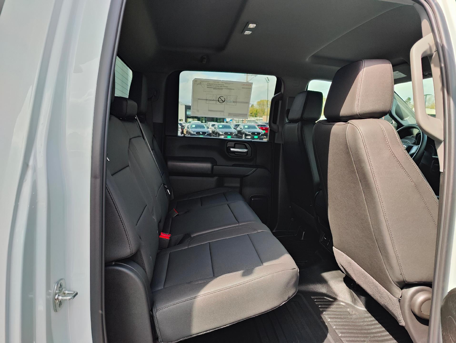 2025 GMC Sierra 3500 HD Chassis Cab 4WD Crew Cab 177" WB, 60" CA Pro