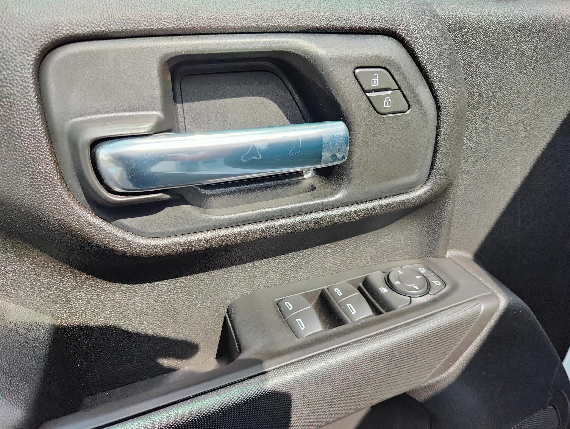 2025 GMC Sierra 3500 HD Chassis Cab 4WD Crew Cab 177" WB, 60" CA Pro