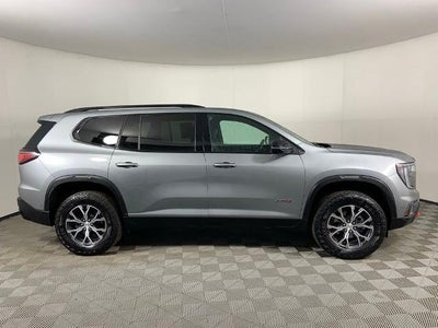 2024 GMC Acadia AWD AT4