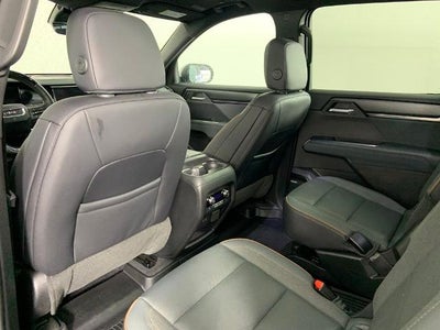 2024 GMC Acadia AWD AT4