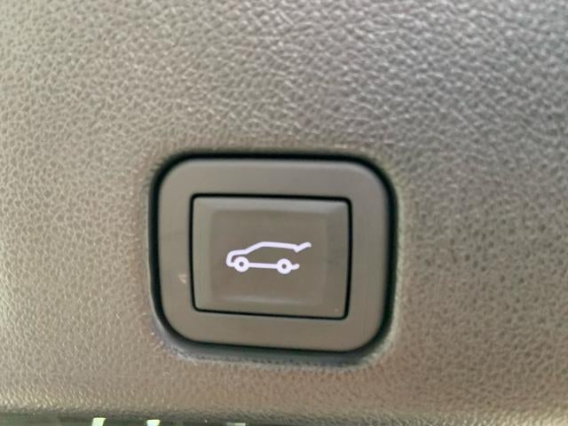 2026 GMC Acadia AWD AT4