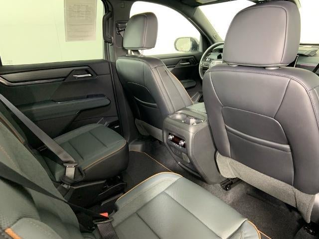 2026 GMC Acadia AWD AT4