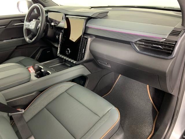 2026 GMC Acadia AWD AT4