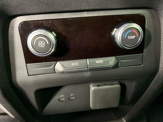 2026 GMC Acadia AWD AT4