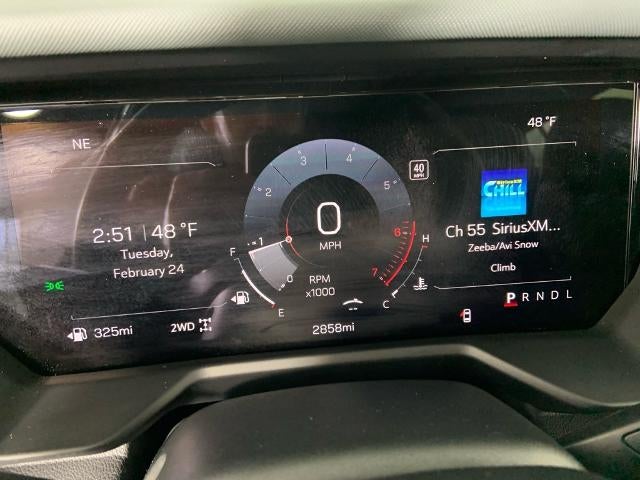 2026 GMC Acadia AWD AT4