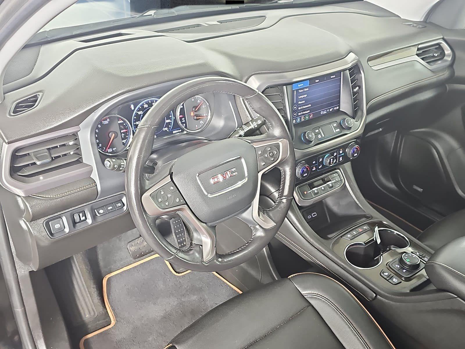 2022 GMC Acadia AWD AT4