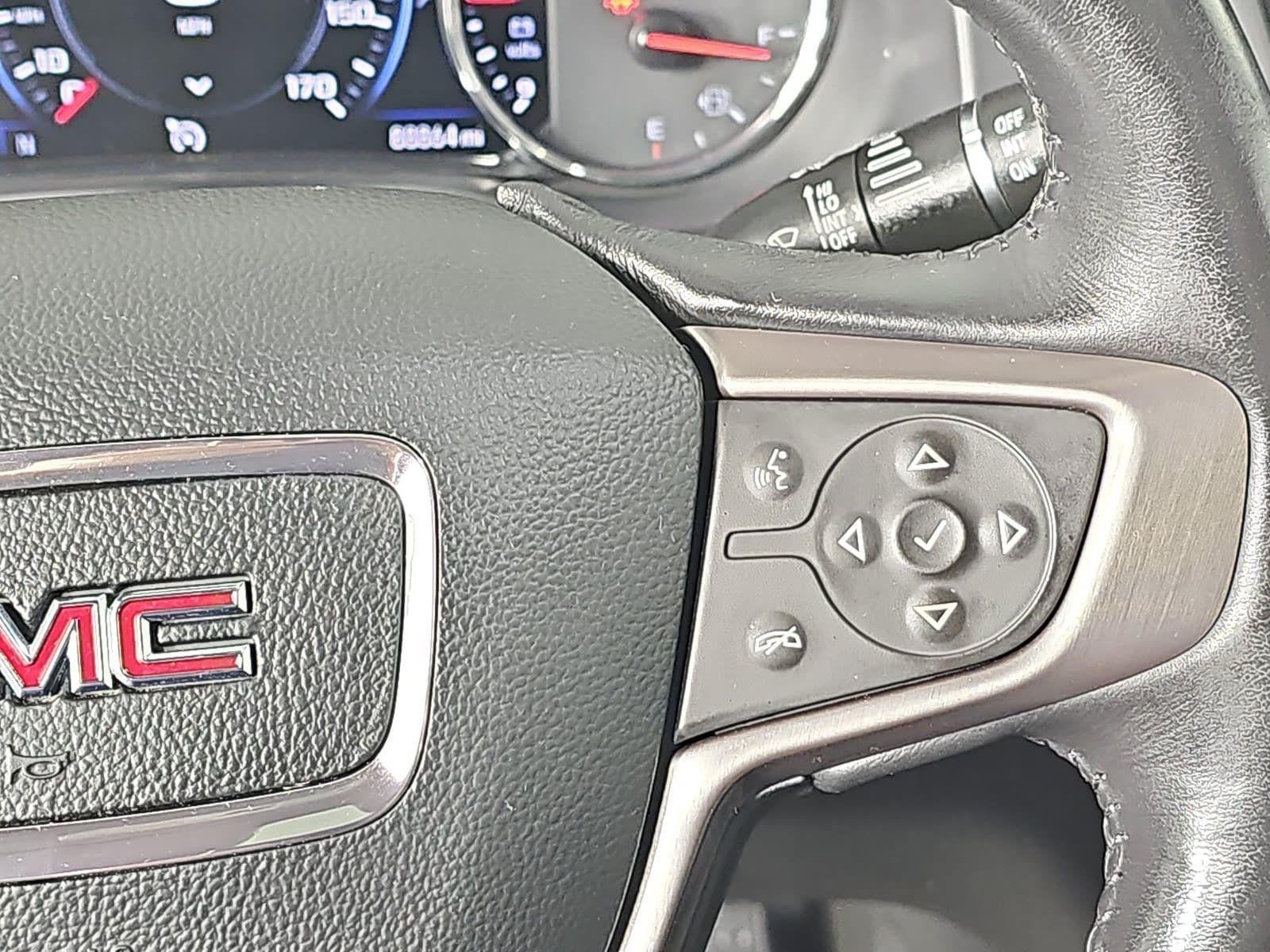 2022 GMC Acadia AWD AT4