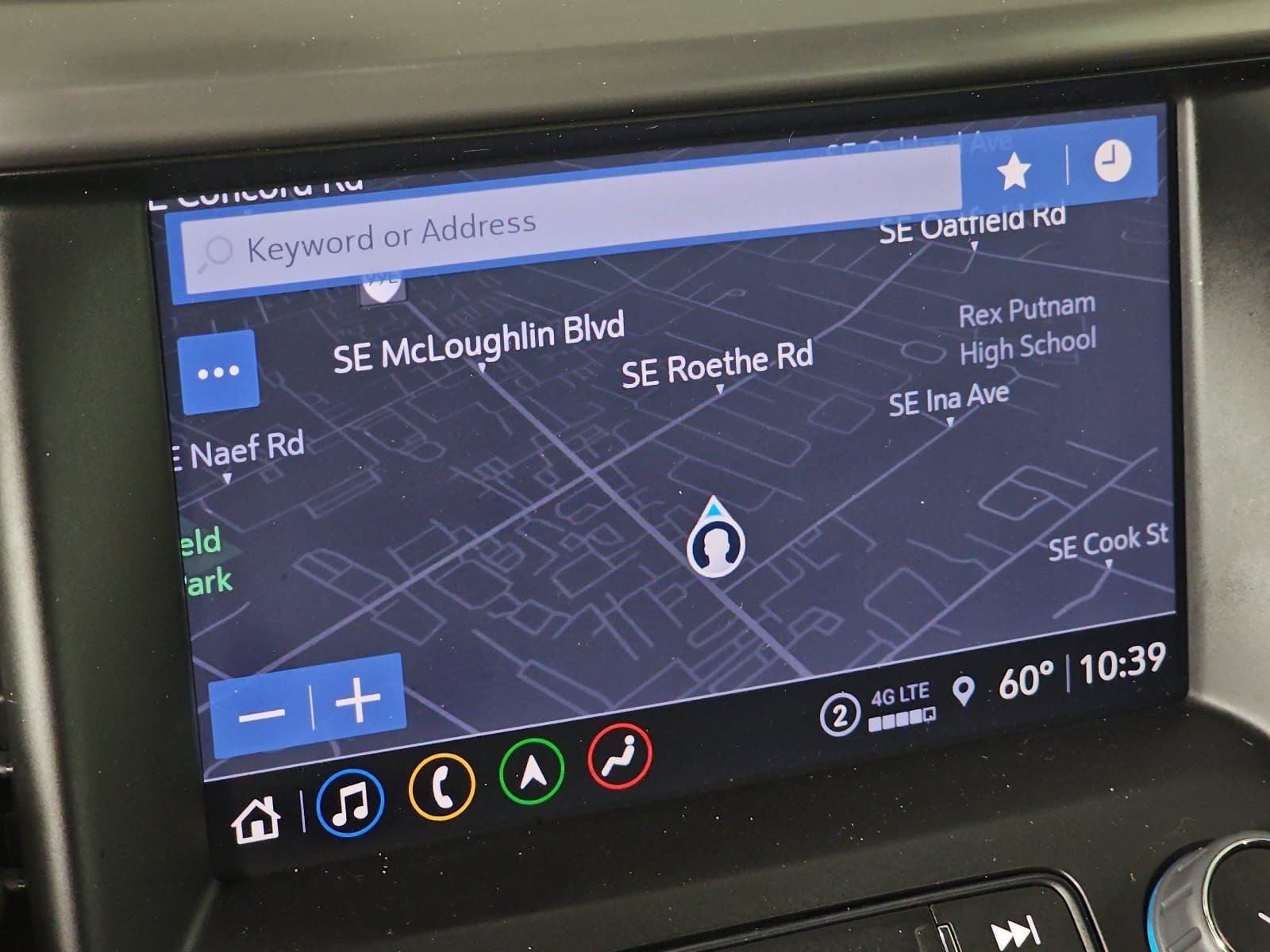 2022 GMC Acadia AWD AT4