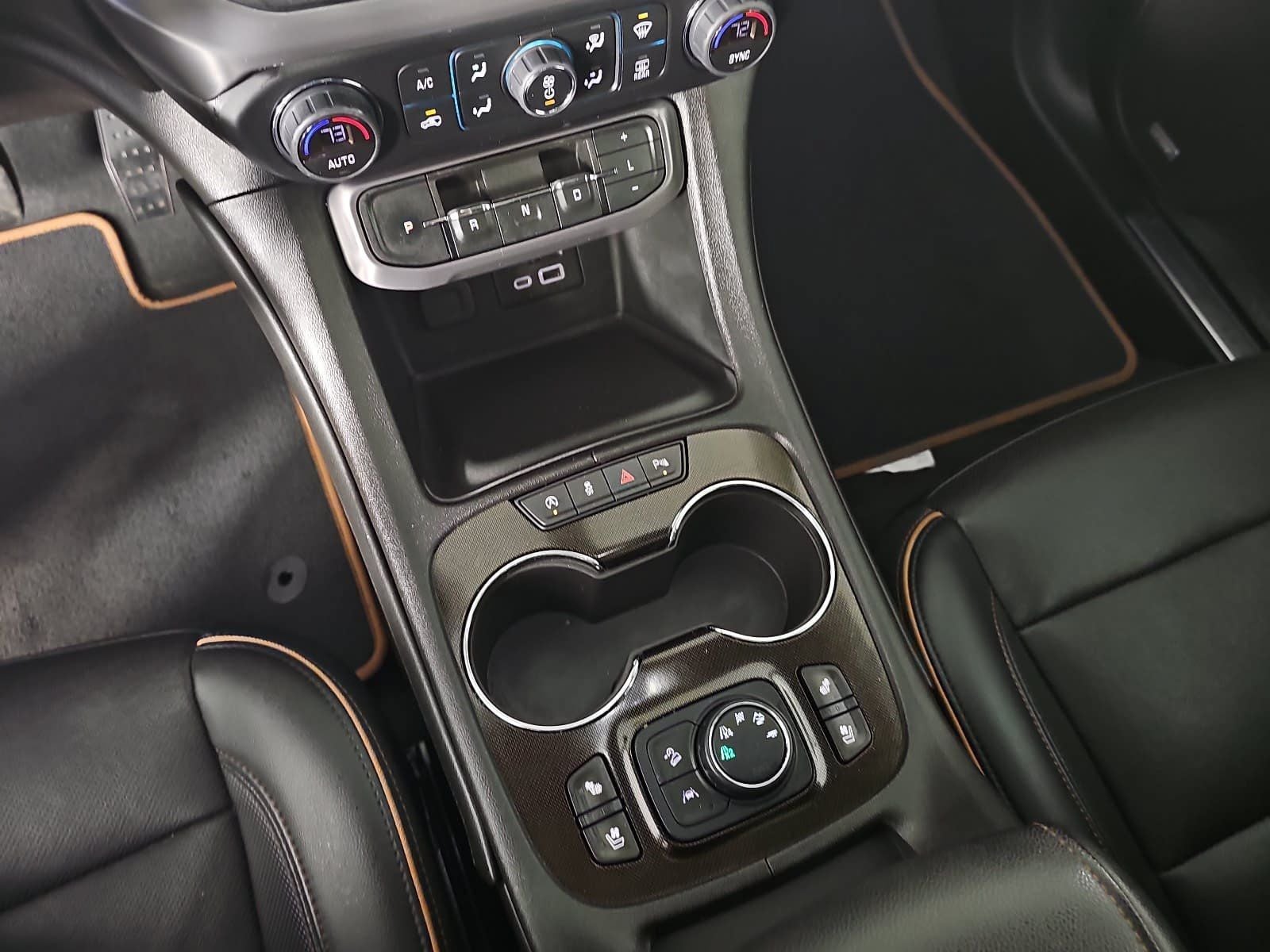 2022 GMC Acadia AWD AT4