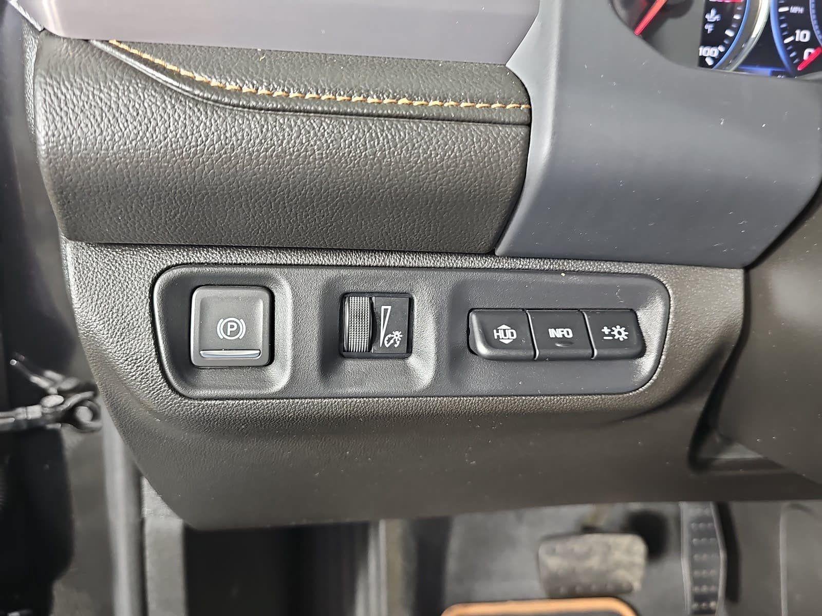 2022 GMC Acadia AWD AT4