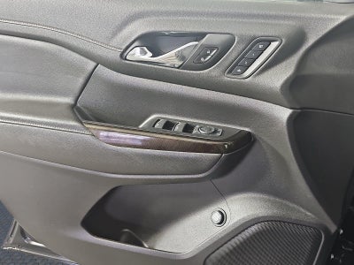 2022 GMC Acadia AWD AT4
