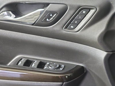 2022 GMC Acadia AWD AT4