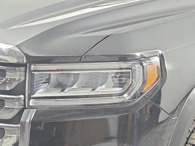 2022 GMC Acadia AWD AT4
