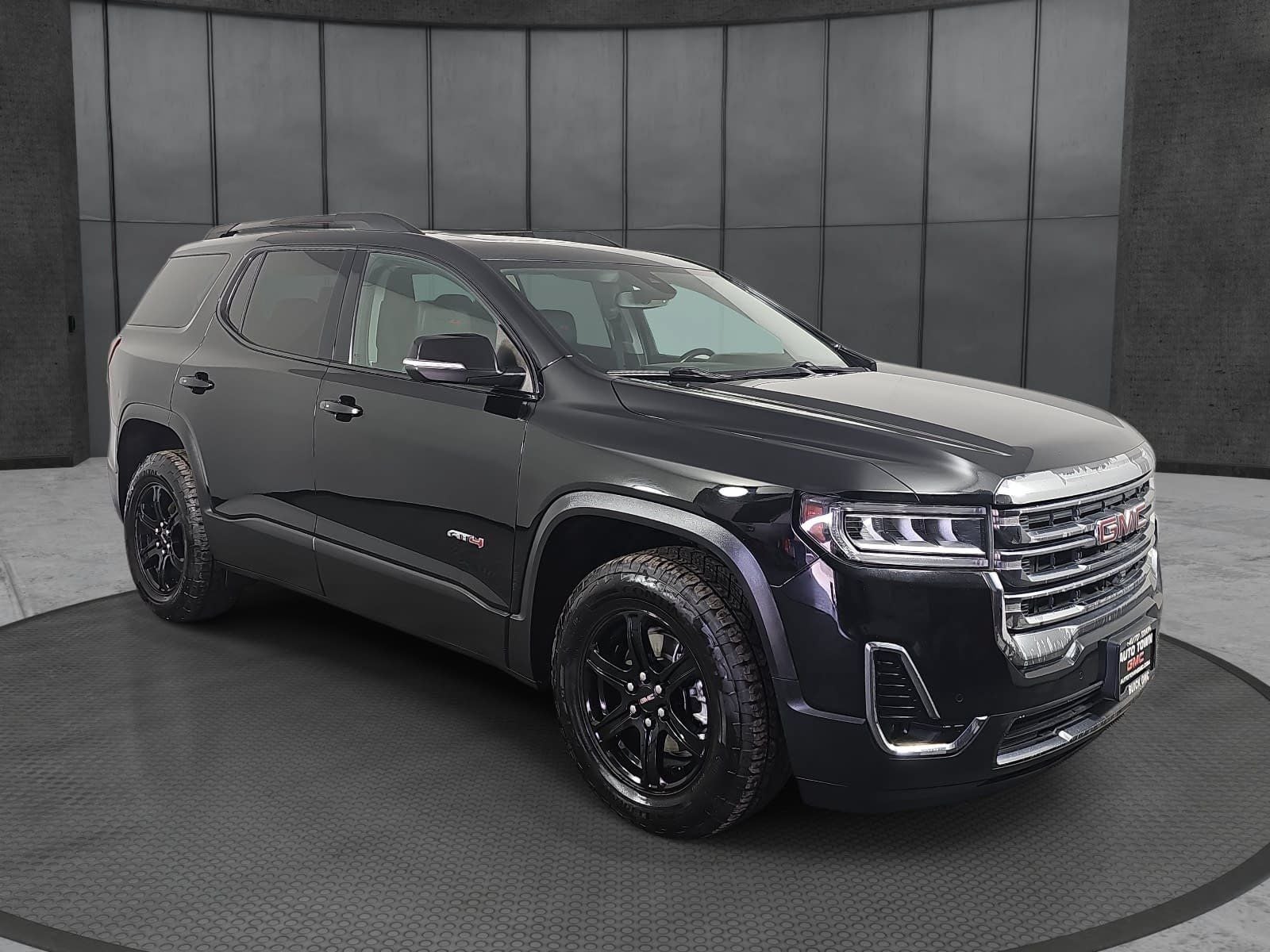 2022 GMC Acadia AWD AT4