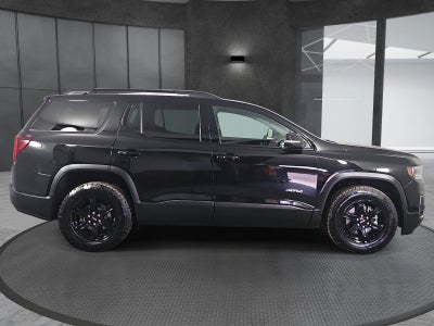 2022 GMC Acadia AWD AT4