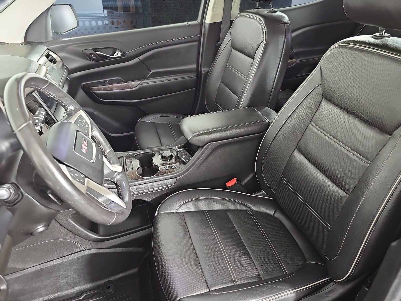 2020 GMC Acadia FWD Denali