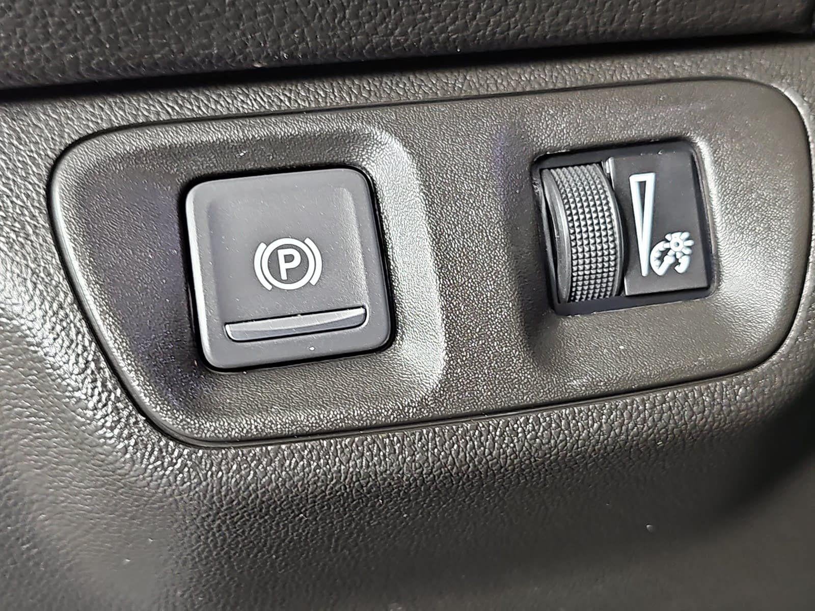 2020 GMC Acadia FWD Denali