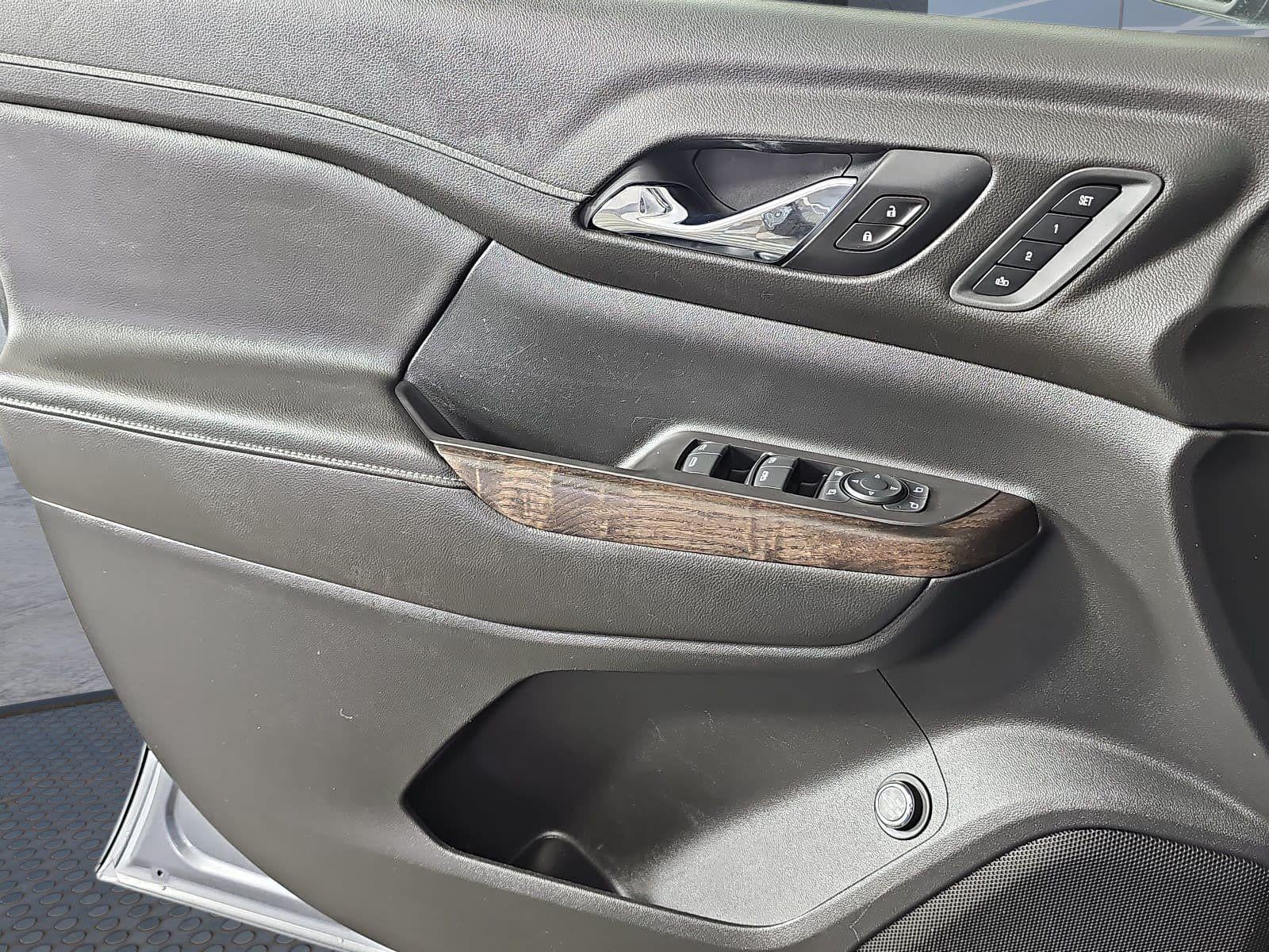 2020 GMC Acadia FWD Denali