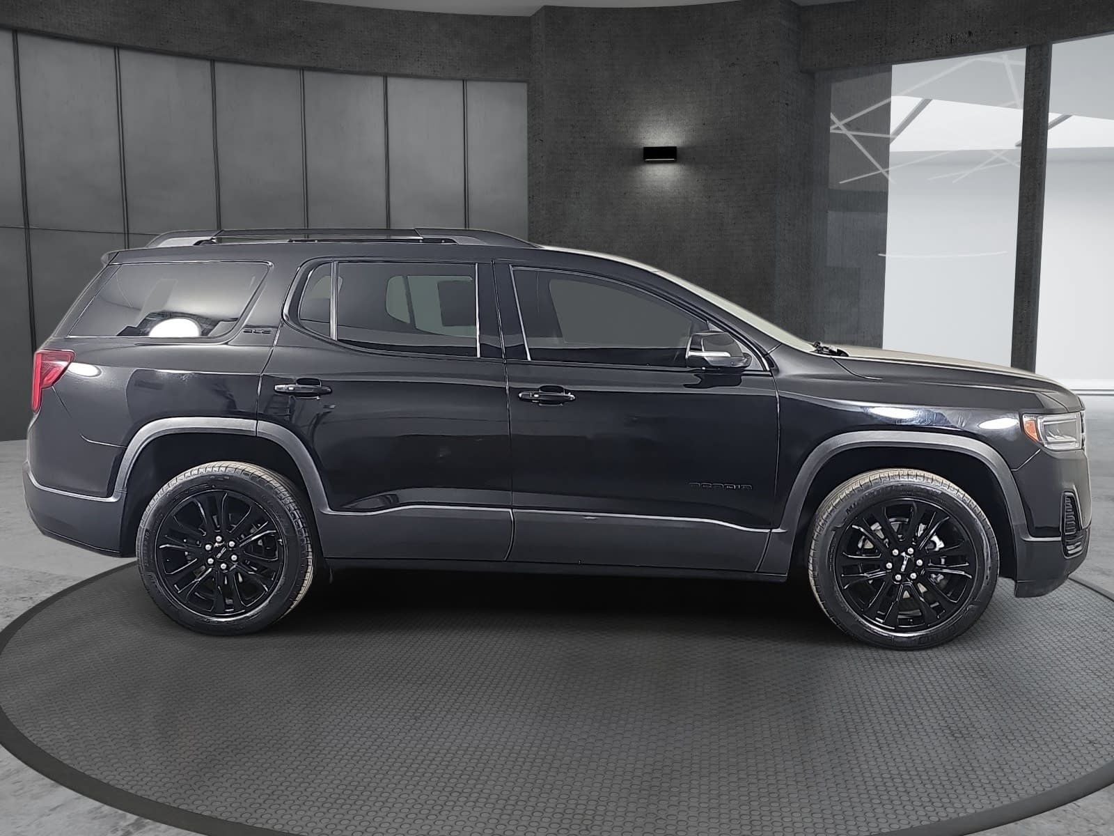 2022 GMC Acadia AWD SLE