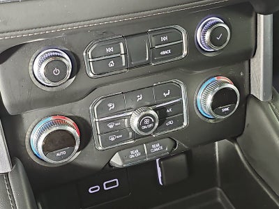 2022 GMC Yukon XL 4WD 4dr SLE