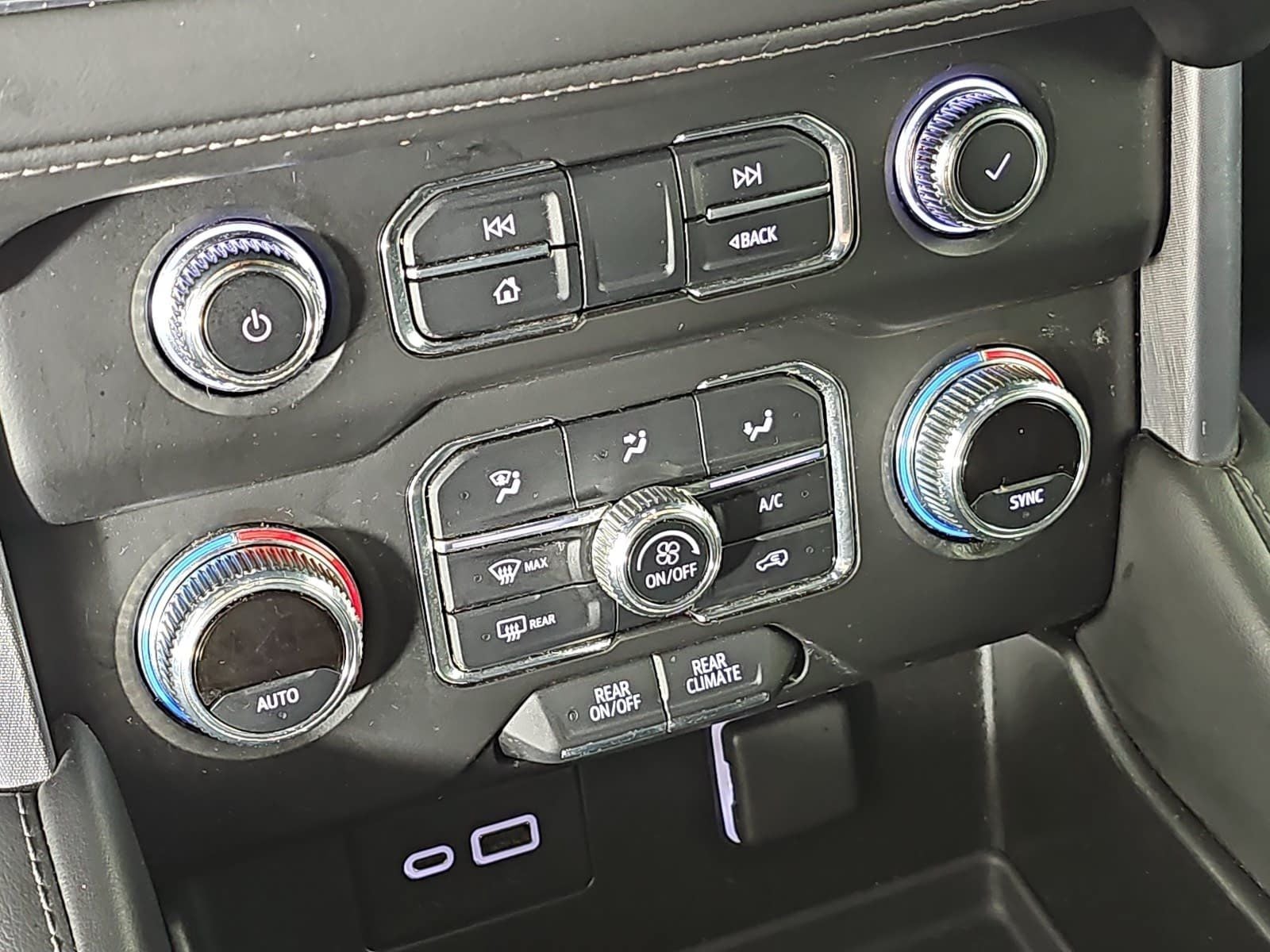 2022 GMC Yukon XL 4WD 4dr SLE