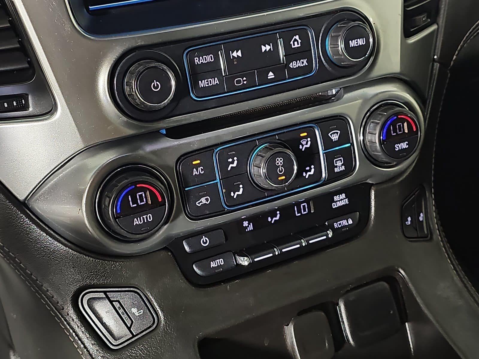 2019 Chevrolet Suburban 4WD 1500 LT
