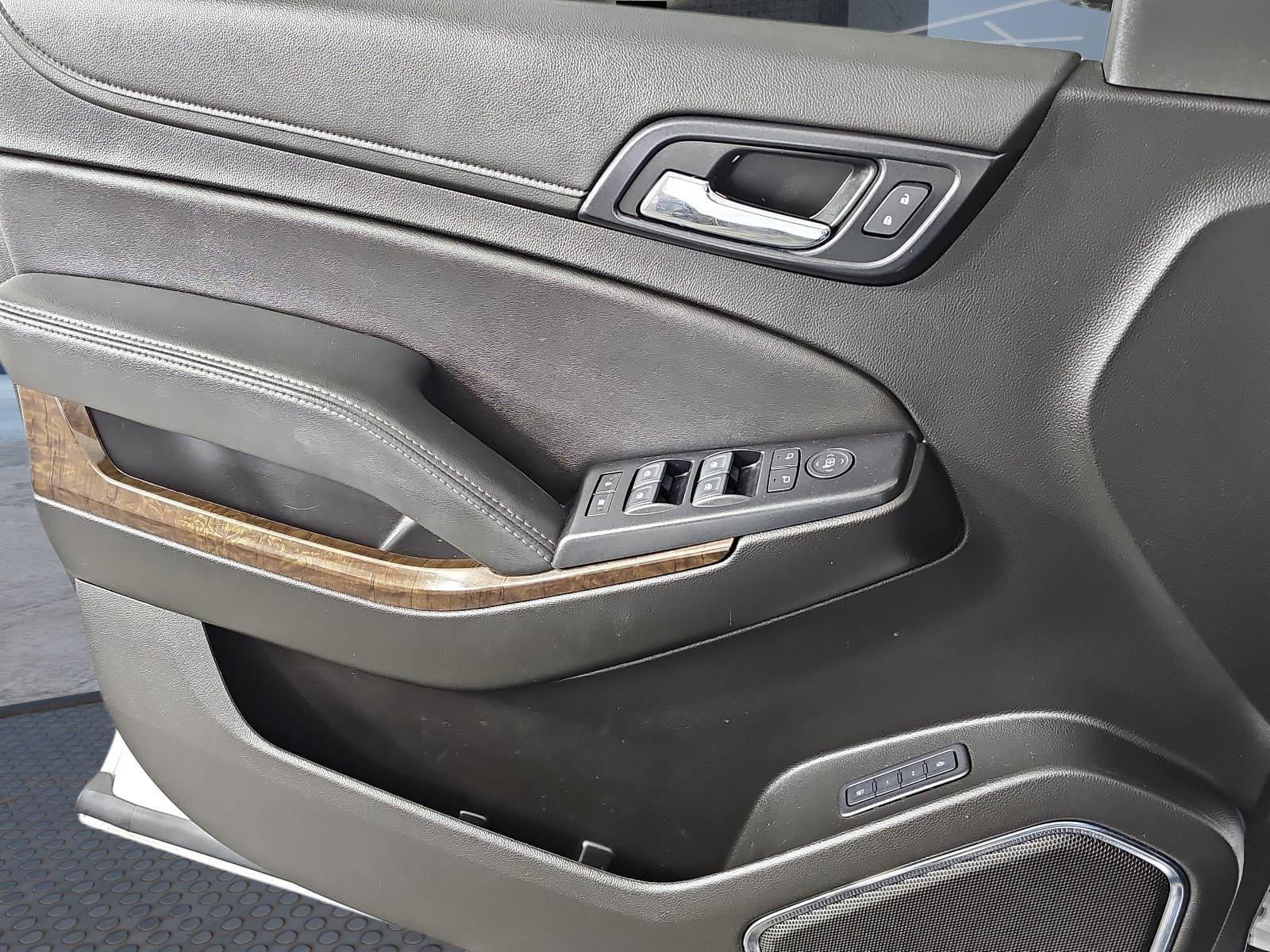 2019 Chevrolet Suburban 4WD 1500 LT
