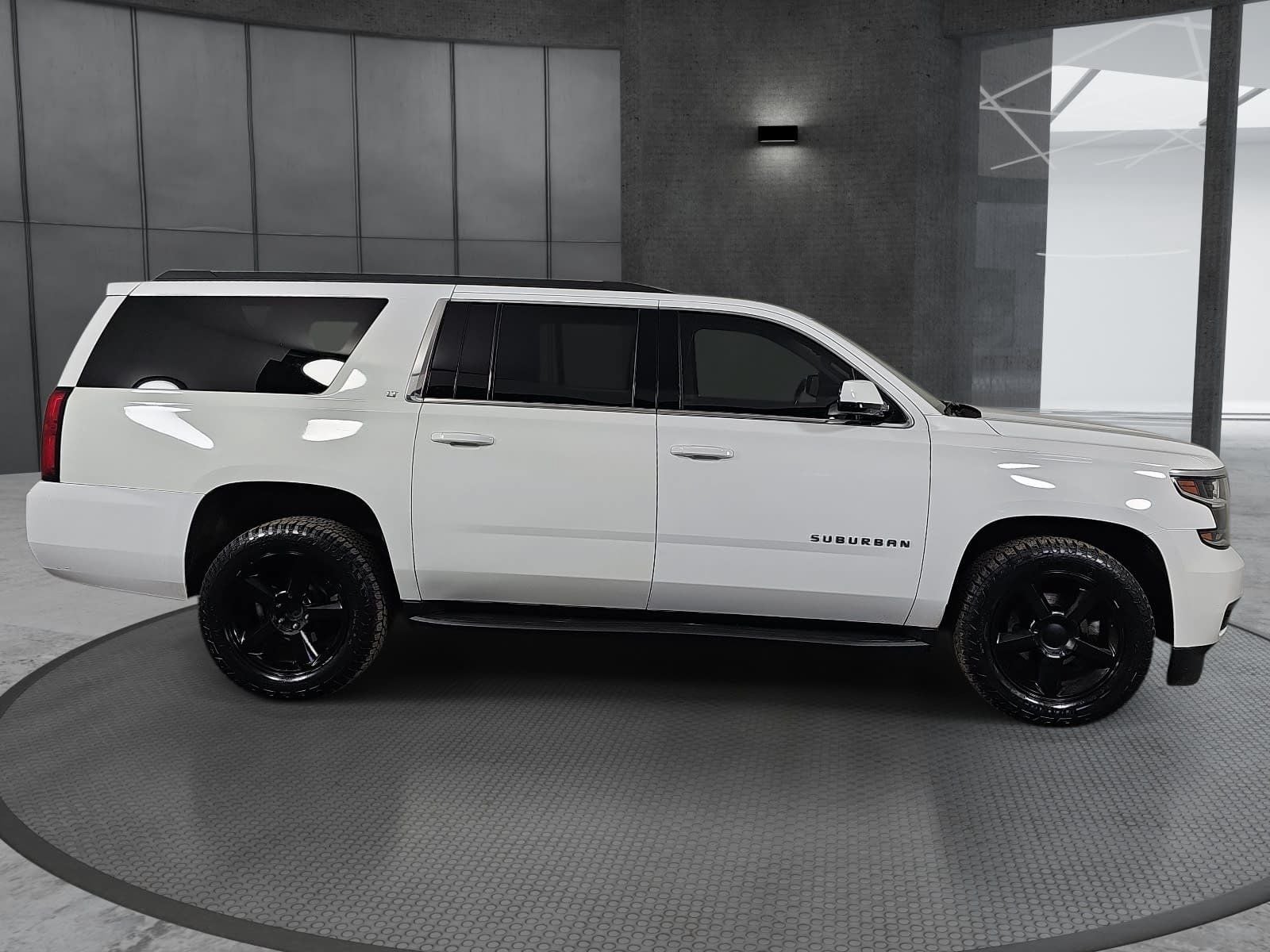 2019 Chevrolet Suburban 4WD 1500 LT