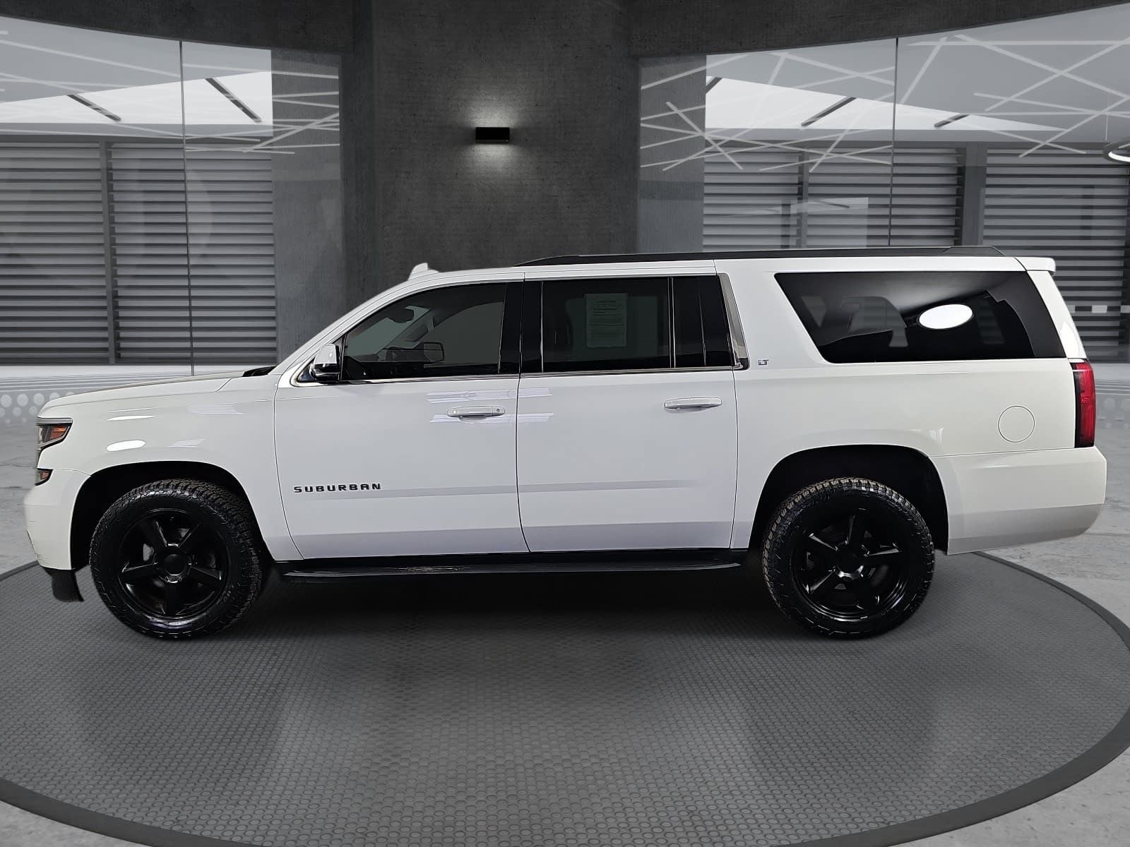 2019 Chevrolet Suburban 4WD 1500 LT