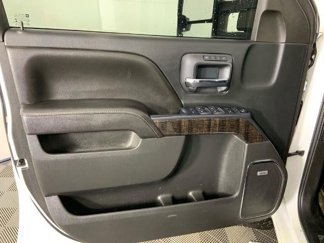 2015 GMC Sierra 2500 HD Crew Cab Standard Box 4-Wheel Drive Denali