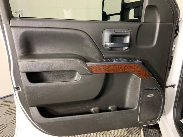 2019 GMC Sierra 2500 HD Crew Cab Standard Box 4-Wheel Drive SLT