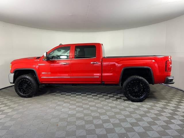 2018 GMC Sierra 2500 HD Crew Cab Standard Box 4-Wheel Drive SLT