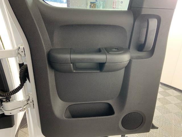 2013 GMC Sierra 2500 HD Extended Cab Standard Box 4-Wheel Drive SLE