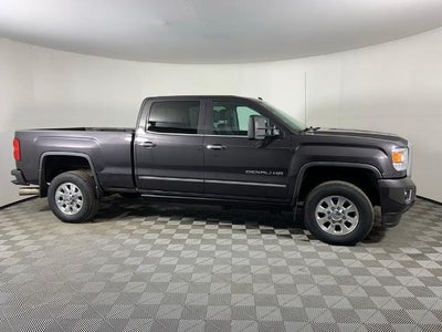 2015 GMC Sierra 3500 HD Crew Cab Standard Box 4-Wheel Drive Denali