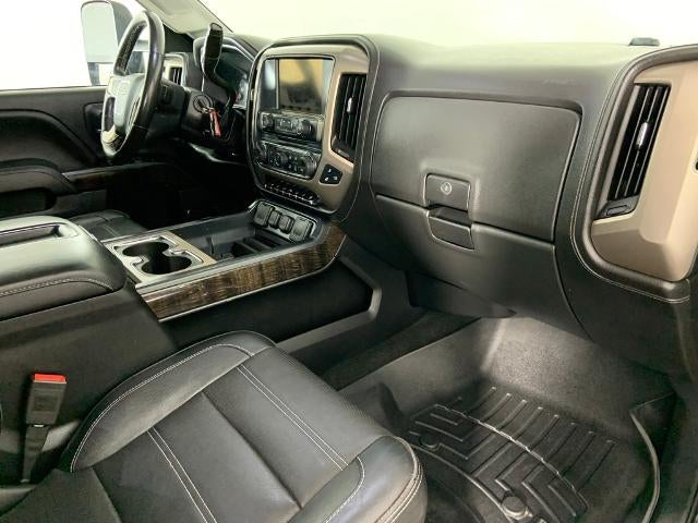 2015 GMC Sierra 3500 HD Crew Cab Standard Box 4-Wheel Drive Denali