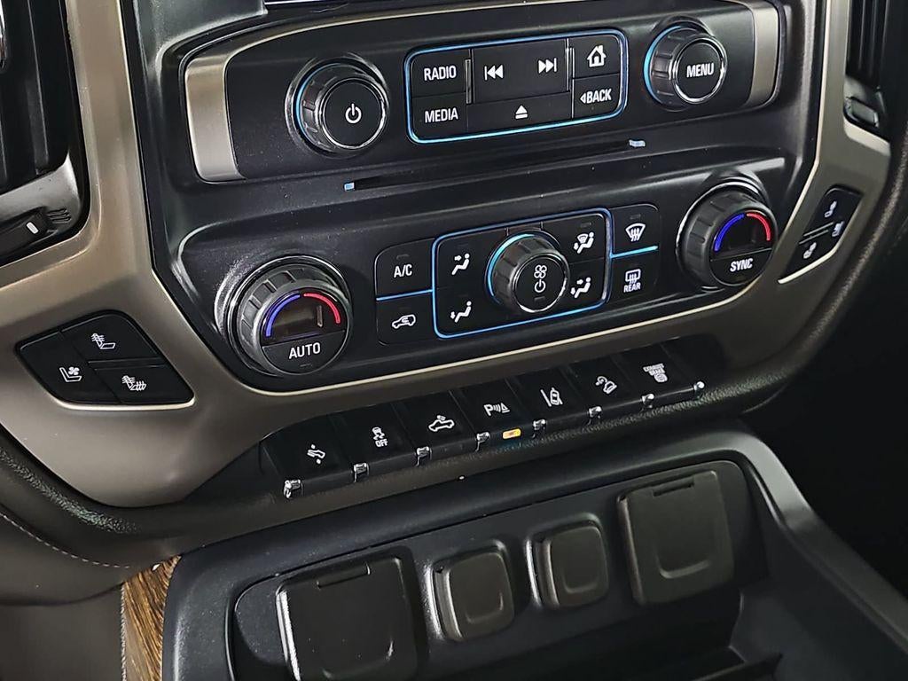 2018 GMC Sierra 3500 HD Crew Cab Standard Box 4-Wheel Drive Denali