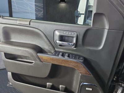 2018 GMC Sierra 3500 HD Crew Cab Standard Box 4-Wheel Drive Denali
