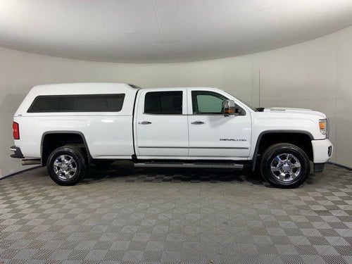 2017 GMC Sierra 3500 HD Crew Cab Long Box 4-Wheel Drive Denali